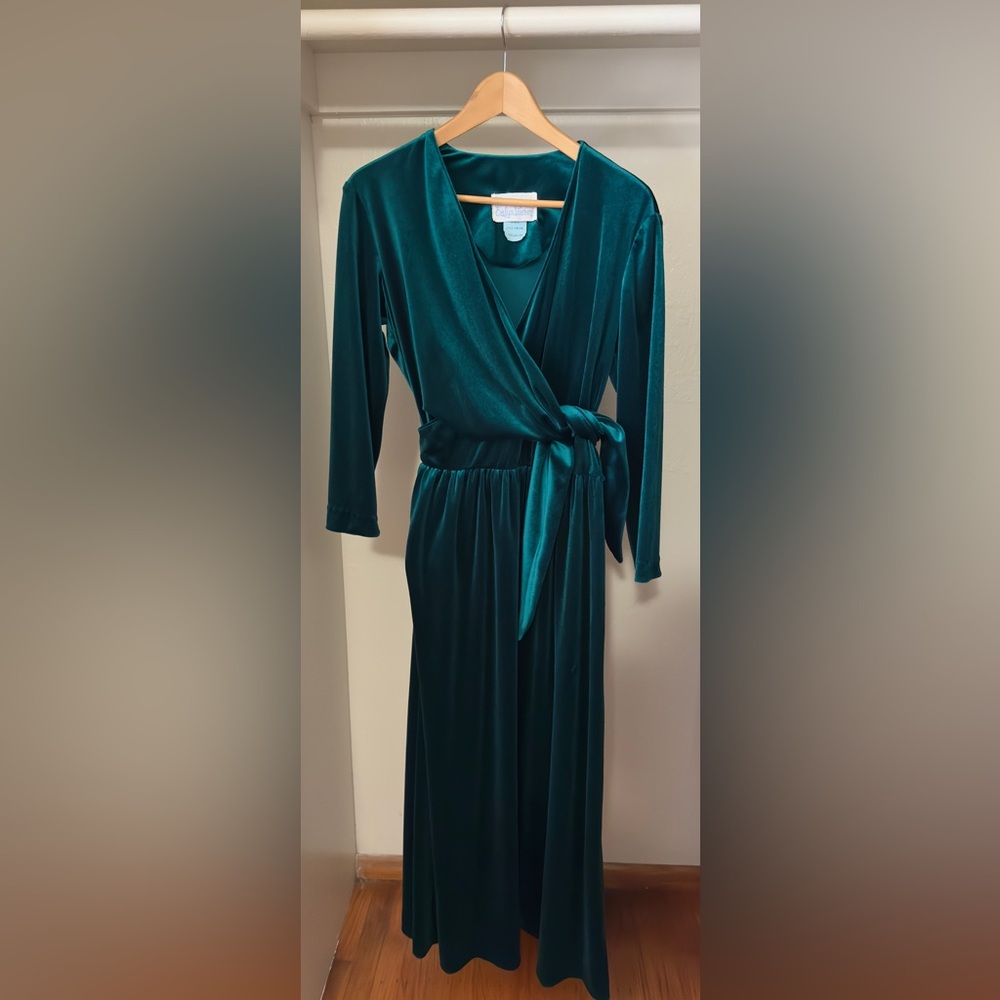 Vintage Evelyn Pearson Emerald Wrap Dress